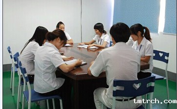 创智塑胶模具厂