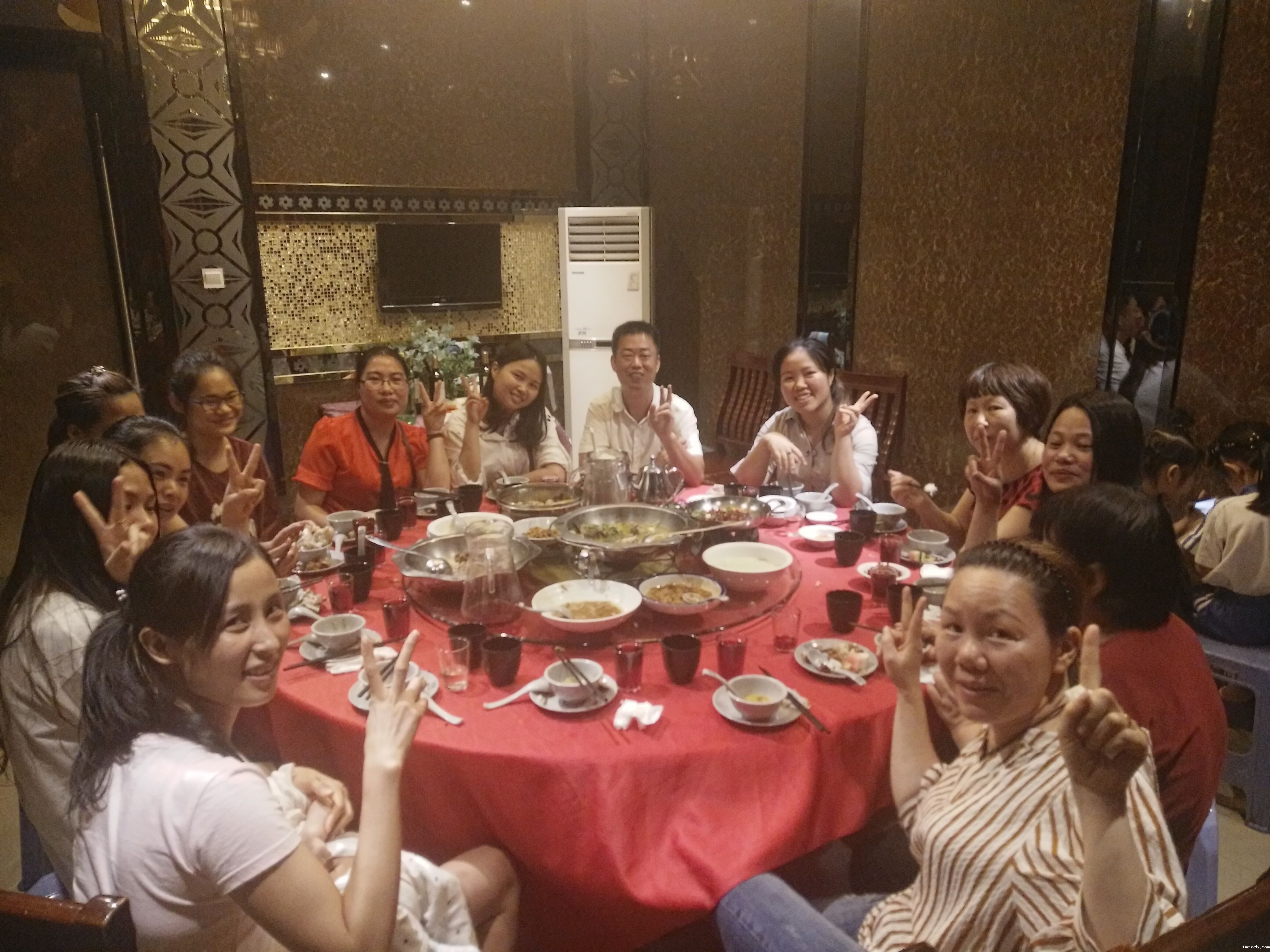 创智模具厂母亲节活动