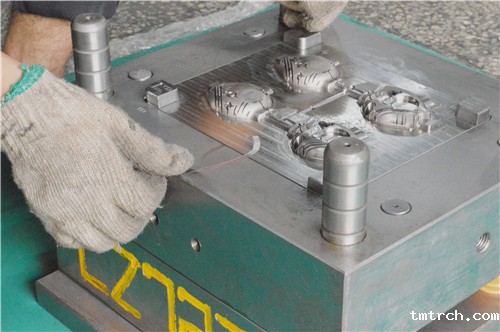 精密注塑模具厂家