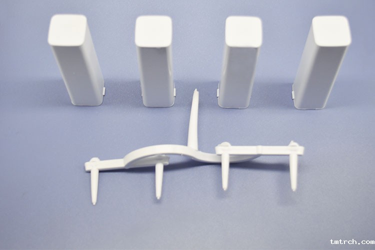 移动电源外壳注塑加工案例CZ524B 定制注塑件加工 移动电源外壳注塑加工案例CZ524B 定制注塑件加工